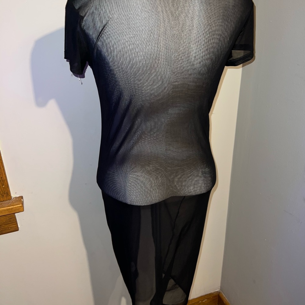shirt - Picture 2 of 3